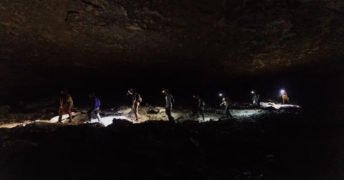 Comment réussir une exploration souterraine : Guide complet