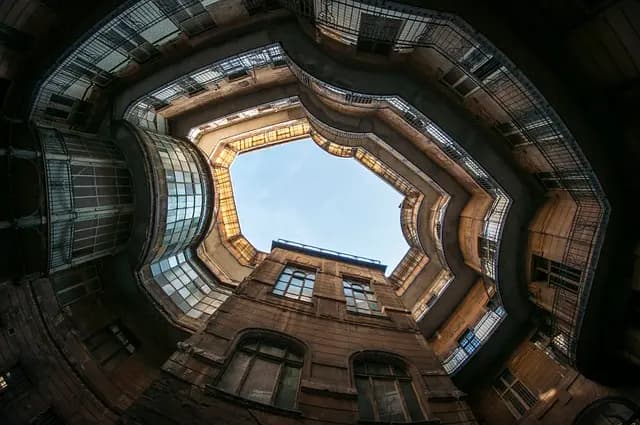 Les meilleures techniques pour explorer les espaces abandonnés