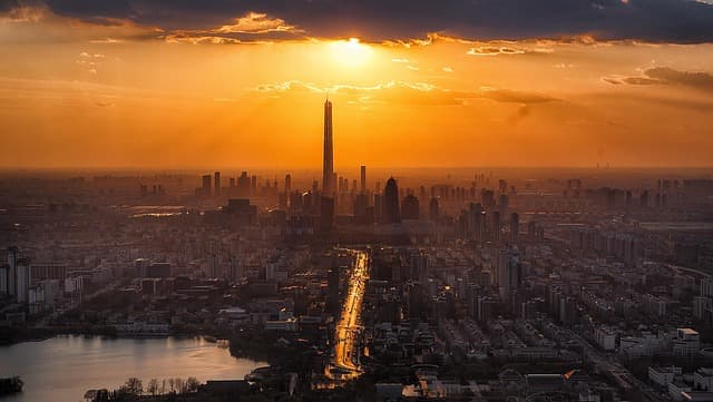 Comment réussir une exploration en milieu urbain : Guide pratique